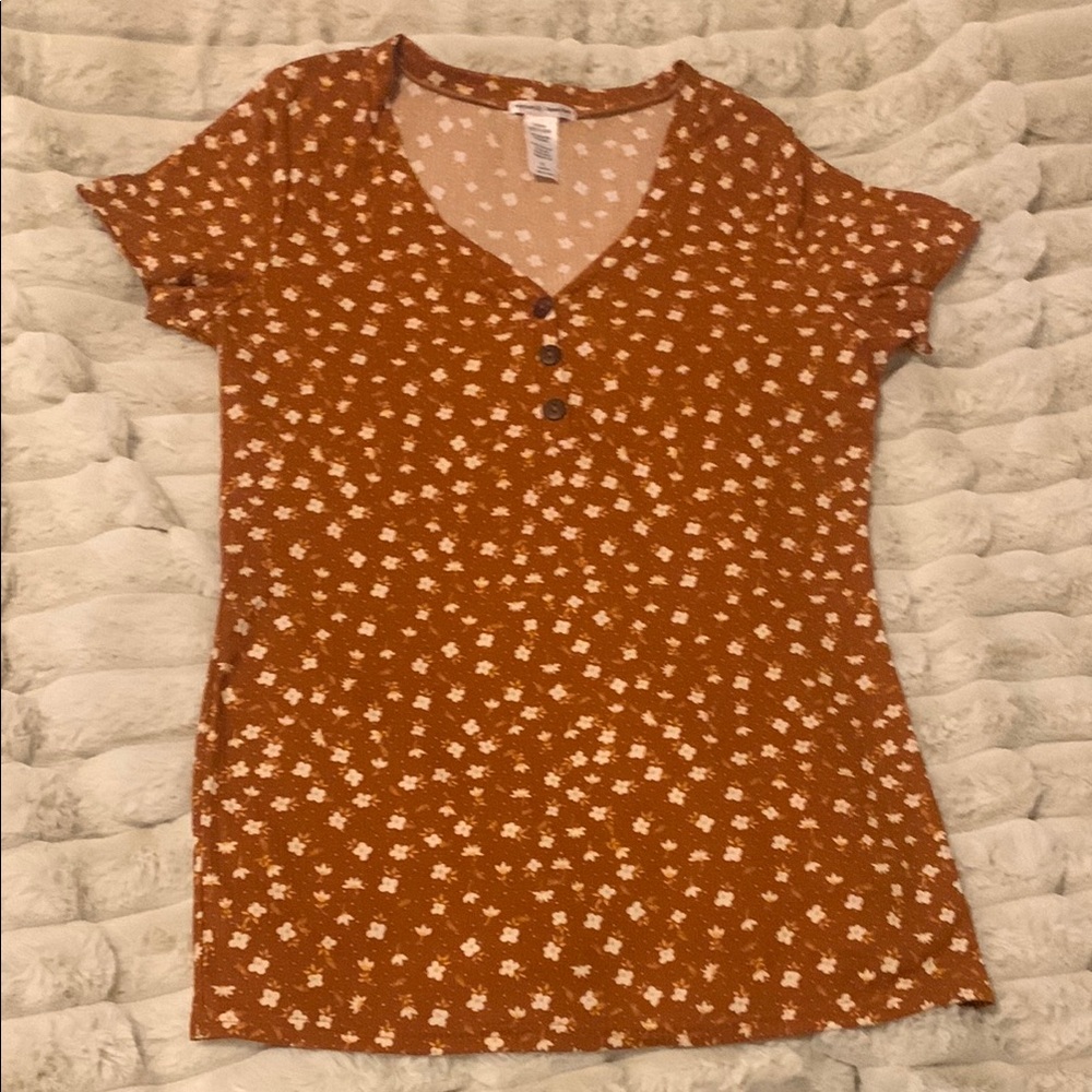 Women's Floral Button-Down Top